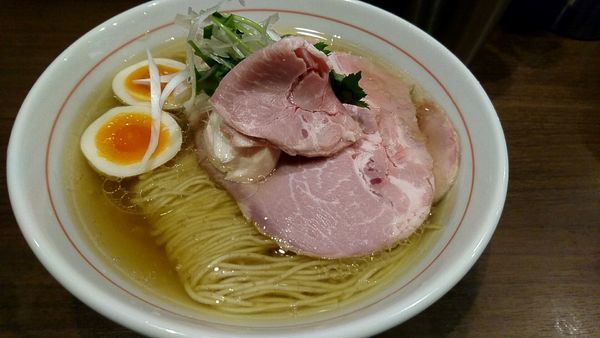 「特製ラーメン白 大盛り」@八咫烏の写真