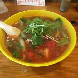 とまとらぁーめん