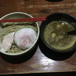 濃厚魚介つけ麺+大盛り