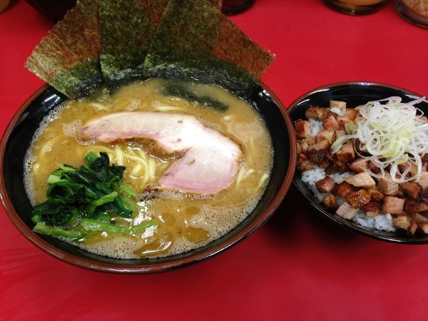 「ラーメン  ライス(チャーシューまぶし)」@田上家の写真