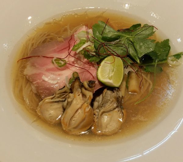 「牡蠣そば880円」@寿製麺よしかわ 川越店の写真