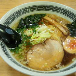 醤油ラーメン（780税別）