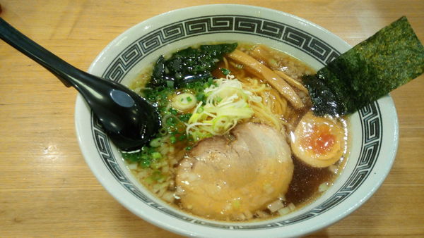 「醤油ラーメン（780税別）」@大みかラーメン すず家の写真