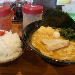 横浜家系ラーメン 池田家の画像