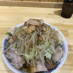 らーめん(370g)+うずら 800円