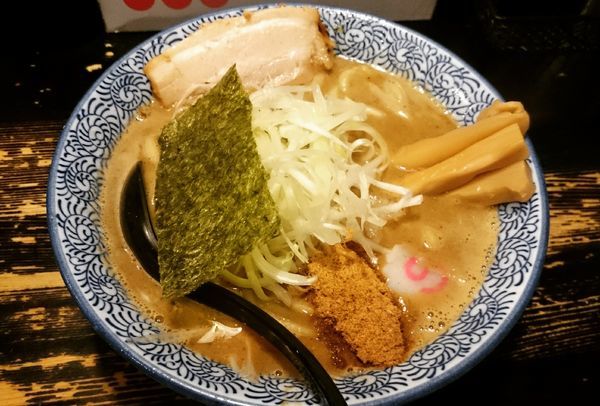 「濃厚狼煙らーめん 840円＋和え玉(辛)200円」@狼煙 〜NOROSHI〜の写真