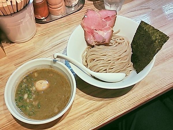 「濃厚味玉煮干つけ麺＋貝油の和えそば」@らーめん 改の写真