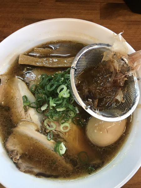 「特製ラーメン  870円」@らーめん かつお拳の写真