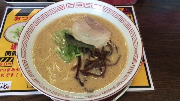 「豚骨醤油ラーメン」@豚骨ラーメン いちもんじ 北本店の写真