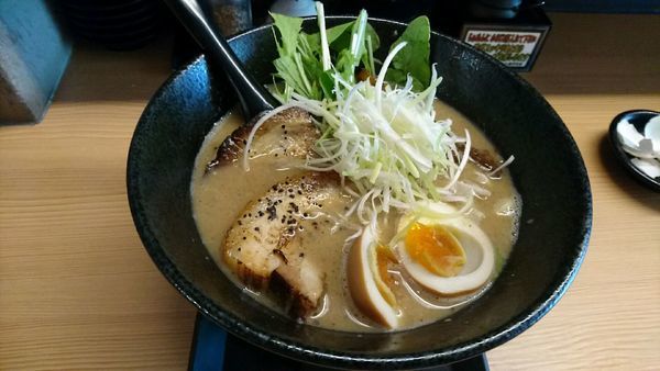 「豚骨魚介特製らあめん」@RAMEN TOMIRAI 横浜伊勢佐木町店の写真