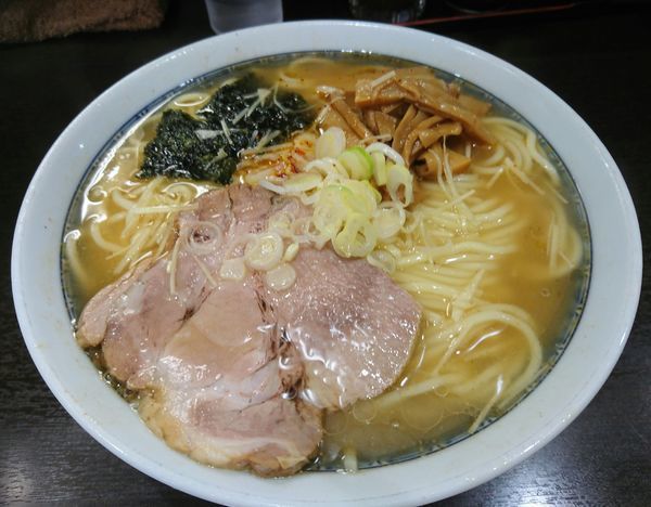 「塩ラーメン(中) 900円」@中華そば べんてんの写真