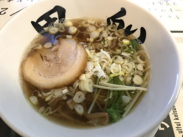 「秋刀魚だしらーめん 醤油  700円」@秋刀魚だし 黒船の写真