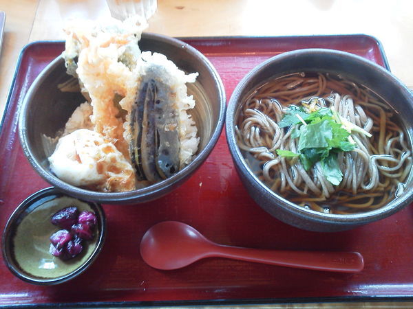 「ミニ天丼セット 950円＋tax」@舞天 本店の写真