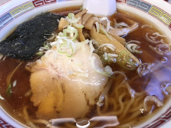 「醤油ラーメン　￥６８０」@宝華らぁめんの写真