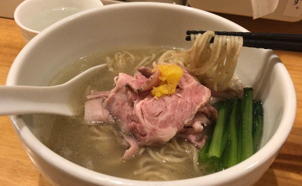 「真鯛らーめん(800円)」@真鯛らーめん 麺魚の写真