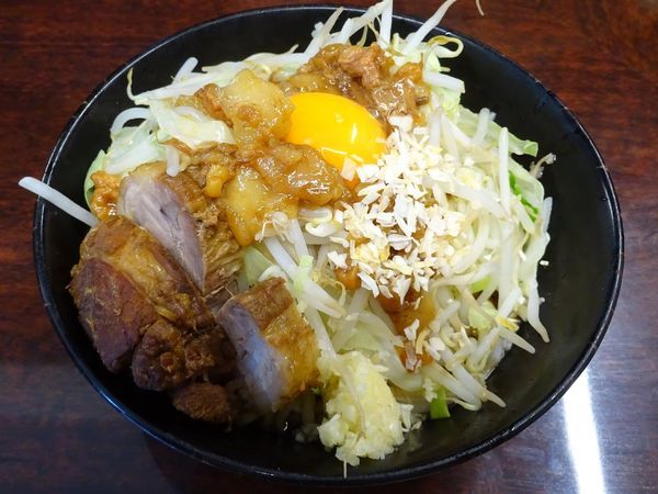 「小ラーメン（700円）＋汁なし（100円）ニンニクアブラ」@ラーメン二郎 めじろ台店の写真