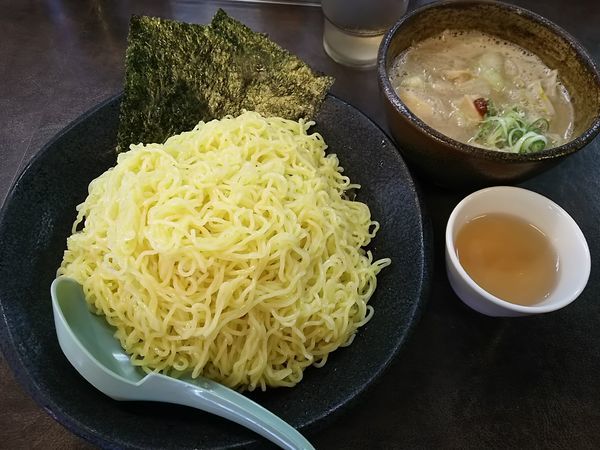 「【杯数限定】とんこつけめん　（麺特盛り(４００ｇ)）」@ハルピンラーメン 松本並柳店の写真