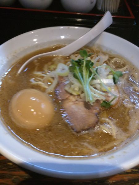 「濃厚煮干ラーメン　味玉」@麺屋 一寸星の写真