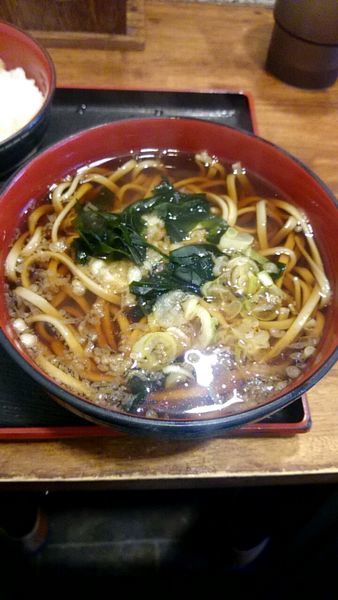 「かけそば（とろろセット）５５０円」@そば 天丸の写真