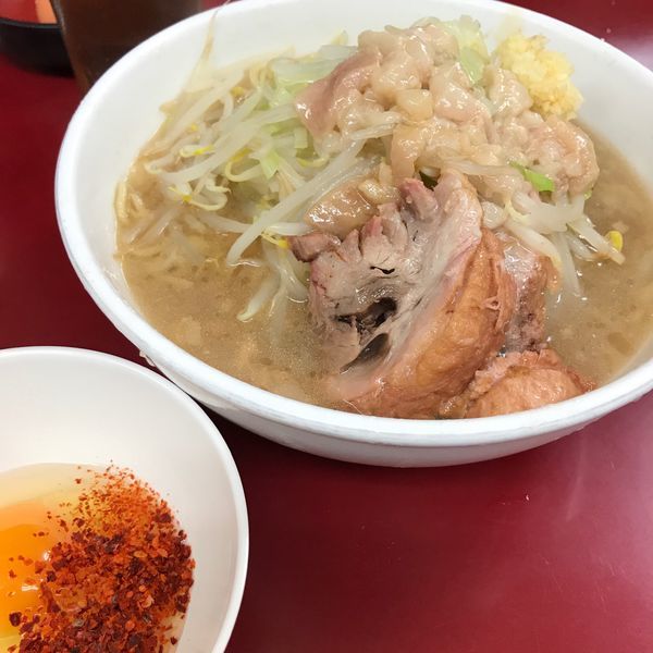 「少なめ たまご」@ラーメン二郎 相模大野店の写真
