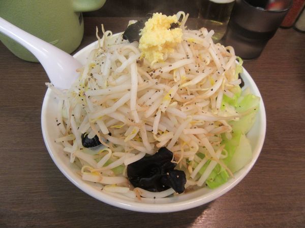 「メガ盛りタンメン（９５０円）」@あら焚き豚骨 虎太郎の写真