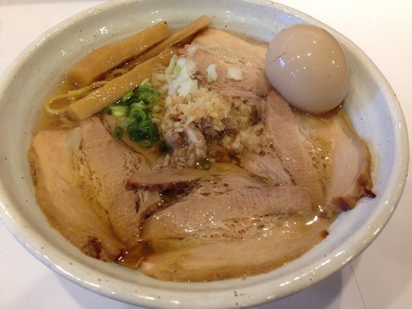 「肉そば味玉大盛　￥８８０」@ぶっと麺 しゃにむにの写真