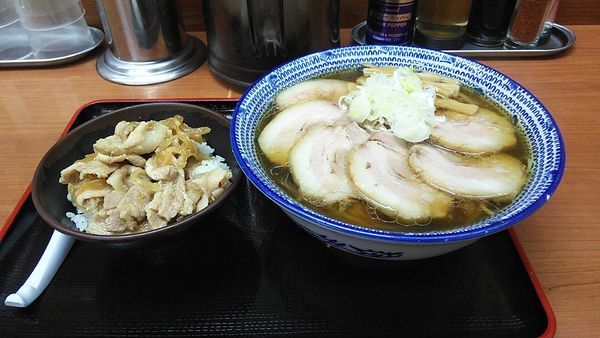 「チャーシュー麺＋本日のご飯（生姜焼きご飯）」@肉煮干中華そば 鈴木ラーメン店の写真