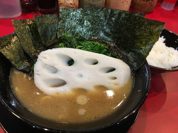 「ラーメン 並」@家系ラーメン王道 王道之印の写真