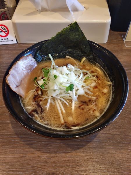 「白湯らーめん 700円」@らーめん流星の写真