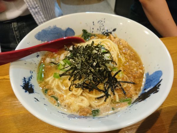 「魅惑の納豆ラーメン 890円」@ラーメン カワタカの写真