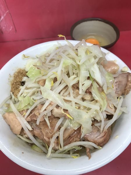 「汁なし 豚W 生卵」@ラーメン二郎 環七一之江店の写真