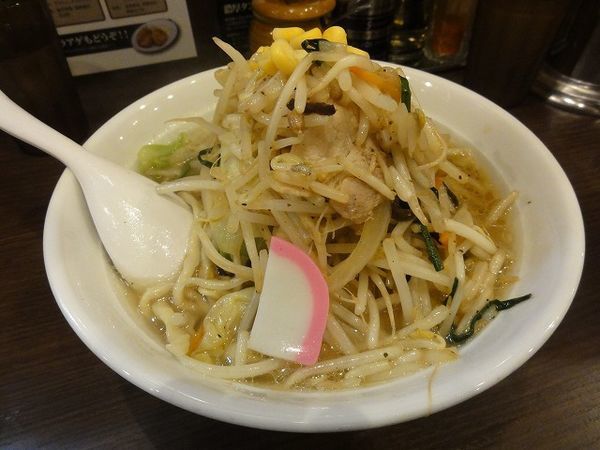 「タンメン塩　ハッピーアワービール100円2杯」@濃厚タンメン 三男坊の写真