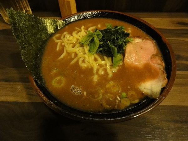 「ラーメン720円　普通」@神田ラーメン わいず 神田本店の写真
