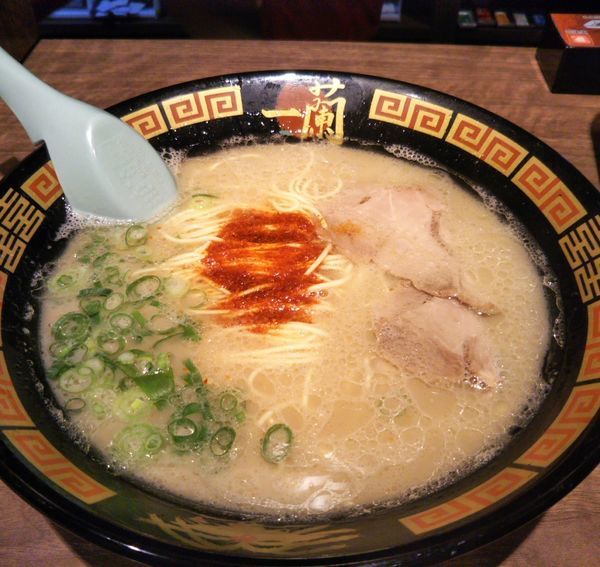 「豚骨ラーメン790円 ＋ 半替玉130円」@一蘭 名古屋鳴海店の写真