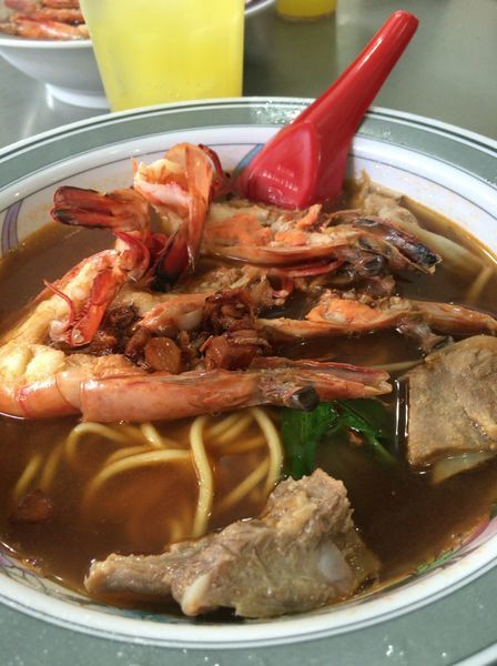 「大虾排骨麺汤 S$１０」@惹蘭蘇丹蝦麺 Jalan Sultan Prawn Meeの写真