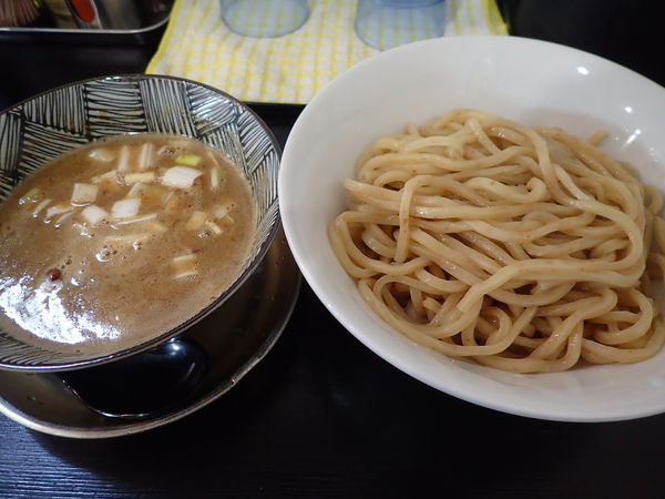 「煮干つけ麺・並」@煮干らー麺 シロクロの写真