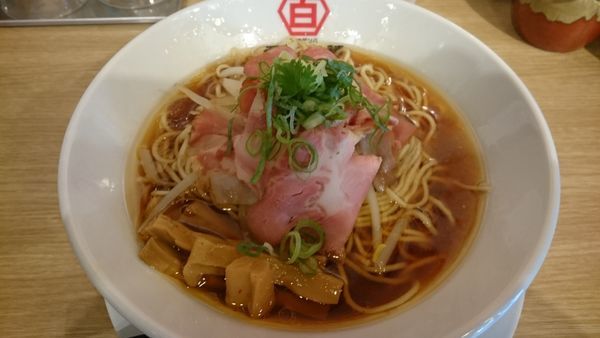 「肉汁中華ソバ（780円）」@百年本舗 秋葉原総本店の写真