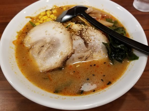 「ネギ辛炒めチャーシューラーメン　１辛　太麺」@ラーメン大学 豊科光店の写真