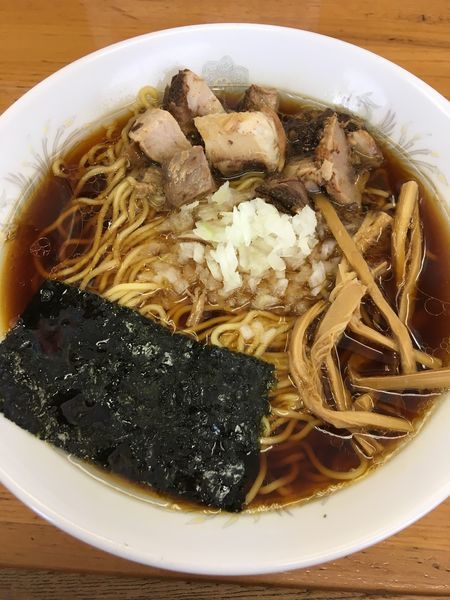 「角切りチャーシュー麺」@醤油らーめん専門店 太尊の写真
