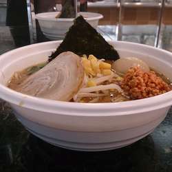 辛肉みそらーめん