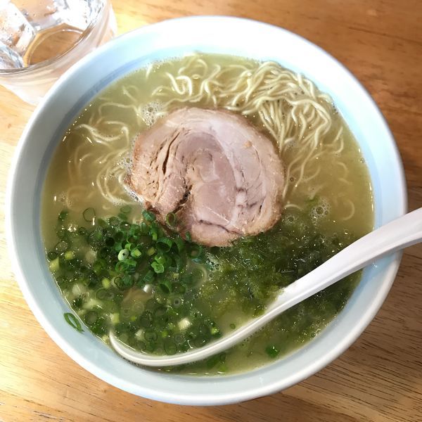 「からし入りらーめん」@らーめん まる玉 辻堂店の写真