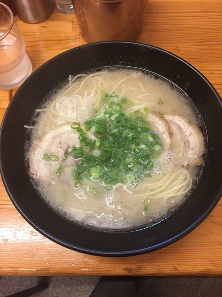 「らーめん(替え玉)580＋150円」@極みの写真