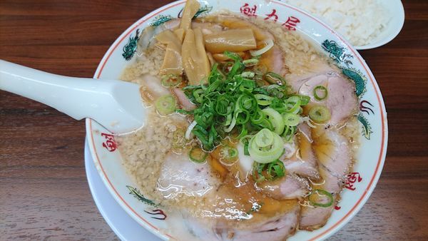「特製醤油ラーメン 肉入り」@ラーメン魁力屋 豊橋店の写真