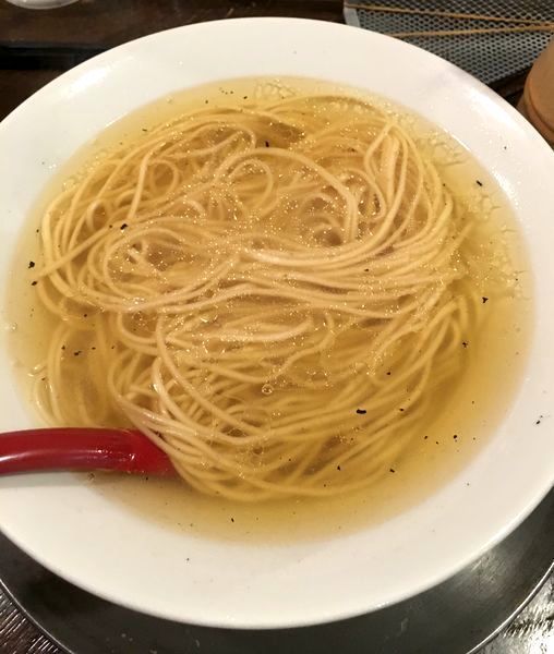 「[オフ会限定］自家製鮎の焼き干しラーメン」@立ち呑み居酒屋 金町製麺の写真