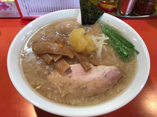 「ラーメン 味玉 にんにく」@本格的豚骨そば まりぼの写真