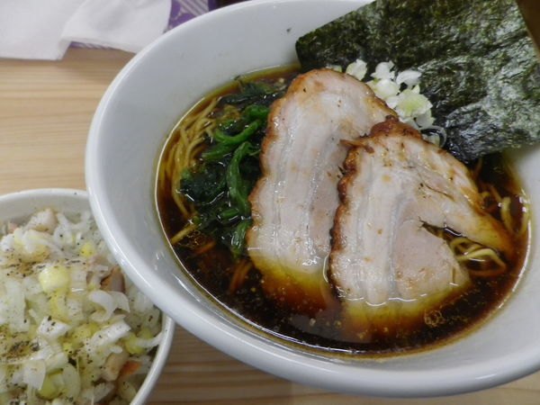 「中華そば＋まかない丼(小)」@麺屋 我天の写真