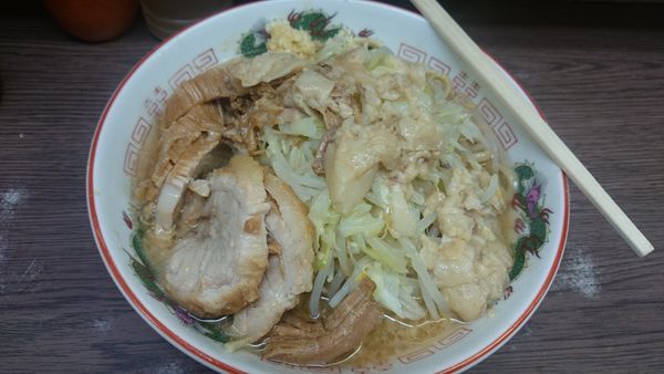 「小豚　少なめ　ニンニク脂」@ラーメン二郎 横浜関内店の写真