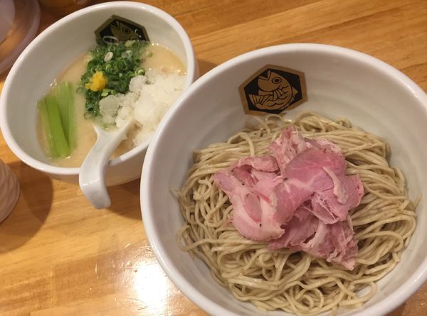 「冷やし真鯛つけ麺800円+ビール350円」@真鯛らーめん 麺魚の写真