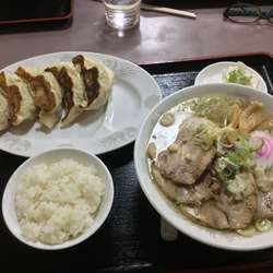 餃子セットチャーシュー