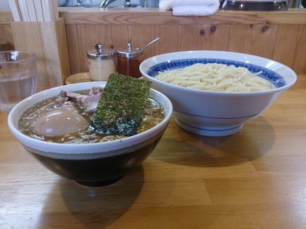 「つけめん玉子(中盛)+チャーシュー(小)」@自家製中華そば としおかの写真